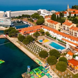 Portorož, Bernardin, Apartmaji Vila Barka 3*, pomlad, prvi maj - AKCIJA - polpenzion