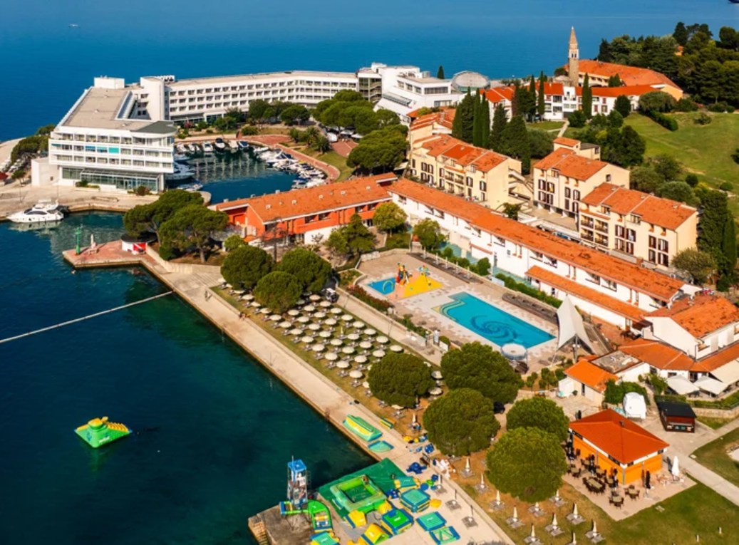 Portorož, Bernardin, Apartmaji Vila Barka 3*, pomlad, prvi maj - AKCIJA - polpenzion